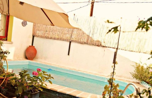 Arbucies Apartment | Homerez - Appartement for 3 ppl. with shared pool and terrace at Arbúcies