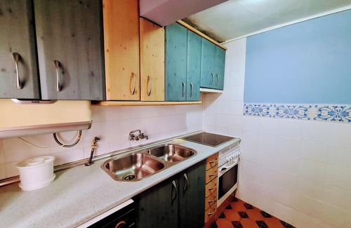 Old Town Apartment | Pet-Friendly Cuenca Apartment with Pool and Parking