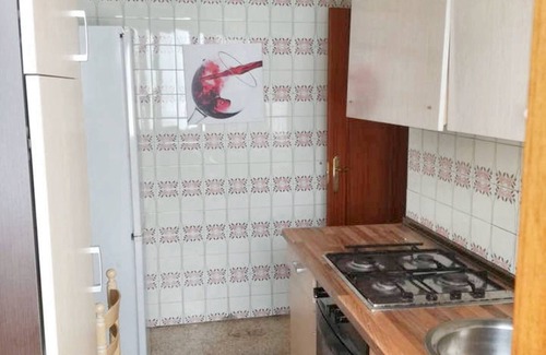 Plaza de Toros-Doctores-San Lazaro Apartment | Modern Granada Apartment with Balcony and Spa Amenities