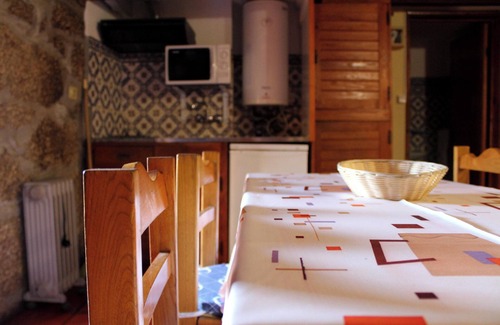 Seia Apartment | Beachside Apartment for 6 with Terrace & Pet-Friendly Amenities