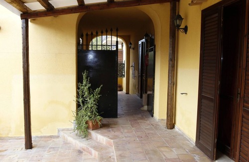 Paceco Apartment | Homerez - Beautiful apartment with terrace