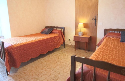 Gravieres House | Homerez - Beautiful house for 6 ppl. with shared pool and terrace at Gravières