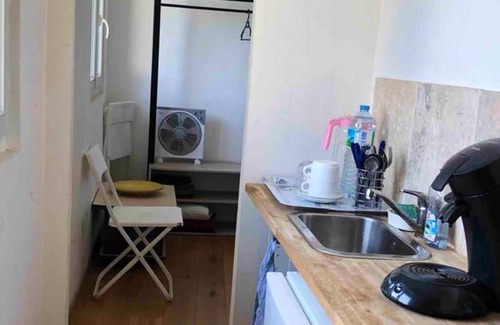 Villejuif Apartment | Homerez - Beautiful studio for 3 ppl. with terrace at Villejuif