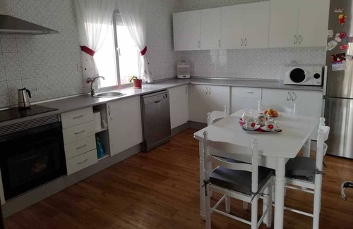 Babilafuente House | Homerez - Big house for 13 ppl. with swimming-pool and terrace at Babilafuente