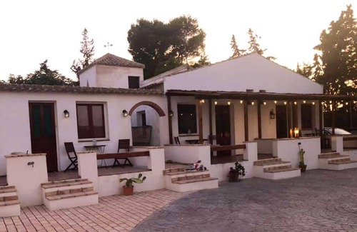 Torre-Pacheco House | Homerez - Big house 10 km away from the beach for 13 ppl. with swimming-pool