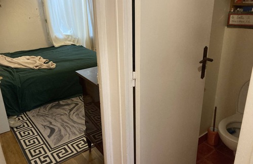 Montreuil House | Guest Rated 10/10: Spacious Home in Montreuil with Balcony