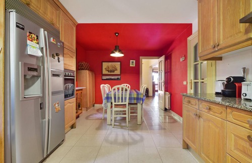 Navacerrada Villa | Inviting Villa for 10 with Pool & Spa in Navacerrada