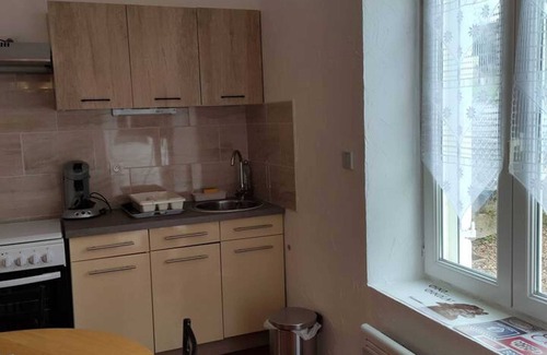 Cosne-Cours-sur-Loire House | Cozy Retreat for 6 with Terrace in Cosne-Cours-sur-Loire