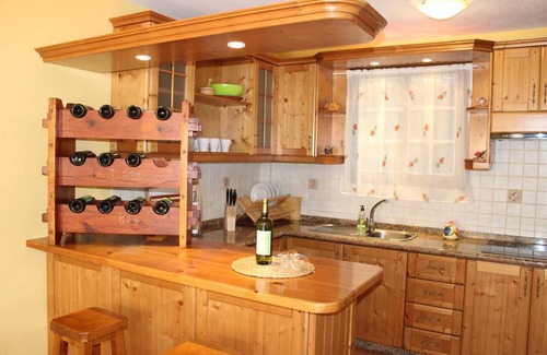 La Mancha Ski Chalet | Discover Homerez: Central Chalet with Ocean Views in Icod