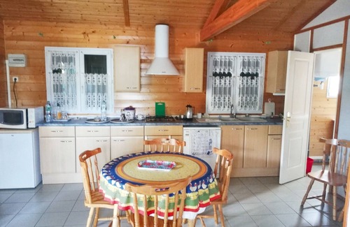 Presles-et-Boves Ski Chalet | Homerez - Chalet in Presles-et-Boves