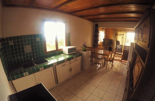 Petite-ÃŽle Apartment | Exceptional Oceanfront Apartment in Le Tampon with Pool