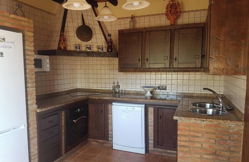 Arriate House | Ideal Getaway: House for 8 with Pool & Garden in Arriate