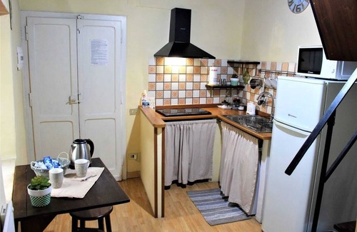 Gubbio House | Charming Retreat for 4 in Gubbio with Pet-Friendly Amenities