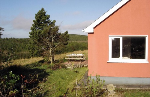 Laghy House | Pet-Friendly House in Laghy with Garden & Ocean Views