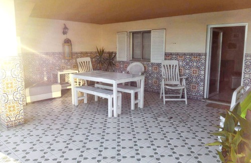 Vila Nova de Famalicao House | Homerez - Charming House in Requião with Shared Pool