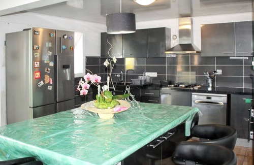 Le Tampon Villa | Discover Homerez Villa in Le Tampon with Private Pool