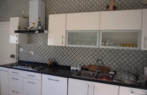 Sqanes Villa | Beachside Villa for 12 with Pool and Ocean Views