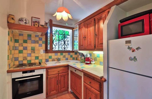 Le Bar-sur-Loup Apartment | Charming Apartment with Garden and Terrace in Le Bar-sur-Loup