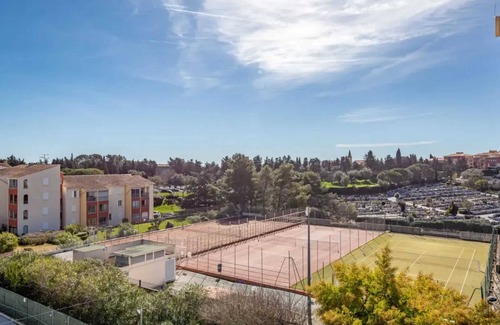 Frejus Apartment | Homerez - Cozy Apartment in Fréjus