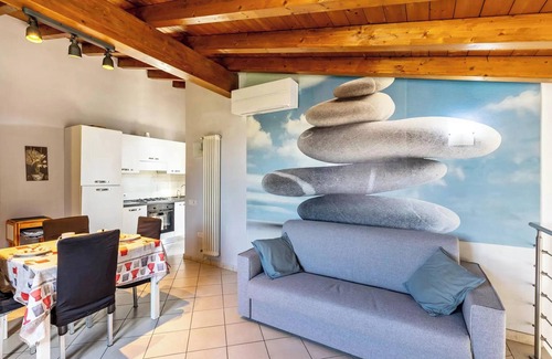 Sud-Ovest Apartment | Elegant Verona Apartment with Balcony & Unique Amenities