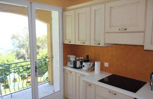 La Turbie Villa | Homerez - Elegant Villa in La Turbie + Private Pool