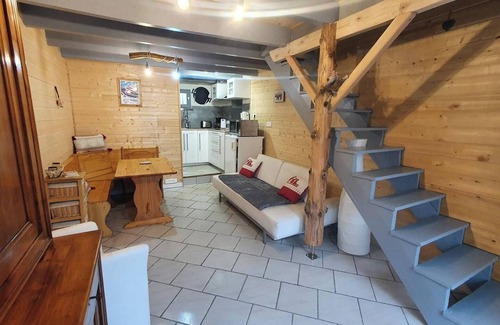 Ax-les-Thermes Ski Chalet | Discover the Enchanting Chalet in Ax-les-Thermes with Pool