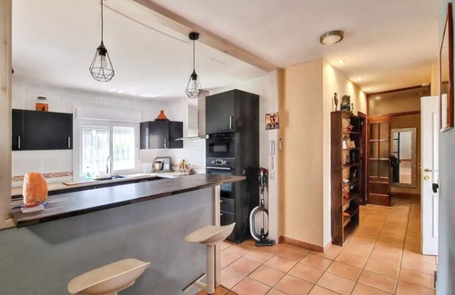 Chiclana de la Frontera Villa | Unforgettable Oceanfront Stay at Villa Chiclana de la Frontera