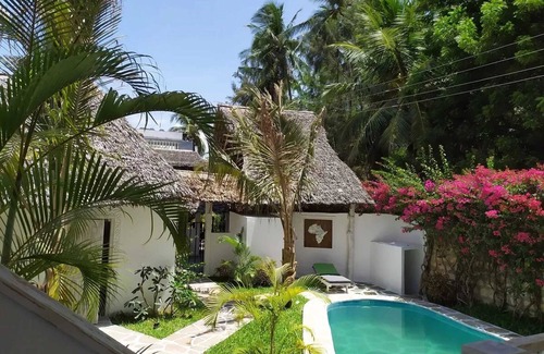 Watamu Villa | Homerez - Family Villa with Private Pool in Watamu