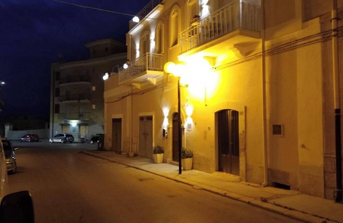 Canosa di Puglia House | Cozy Retreat for Two in Canosa di Puglia with Spa Access