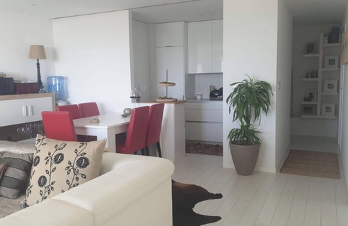 Nigran Apartment | Seaside Escape: Cozy Apartment with Terrace in Nigrán