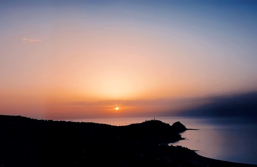 Montenero di Bisaccia House | Homerez - House 5 km away from the beach for 6 ppl. with jacuzzi and sea view