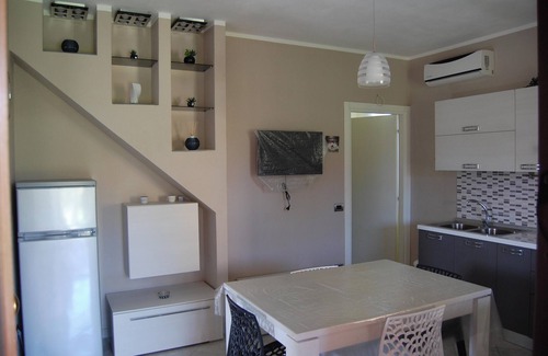 Gorgo Lungo House | Oceanfront Bliss at Homerez - House Gorgo Lungo Lascari
