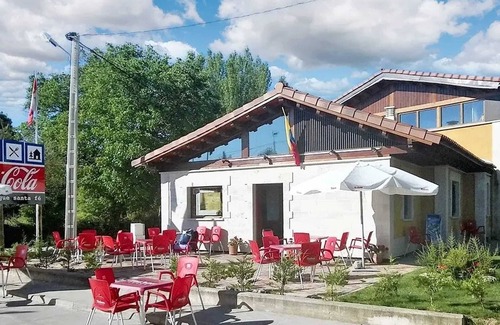 Cardenuela Riopico House | Pet-Friendly Retreat in Cardeñuela Riopico with Spa