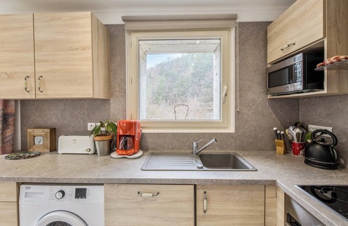 La Bollene-Vesubie House | Accessible Oceanfront Retreat in La Bollène-Vésubie