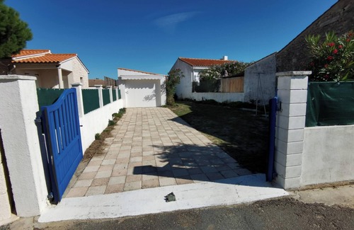 La Tranche-sur-Mer House | Idyllic Oceanfront House in La Tranche-sur-Mer Awaits