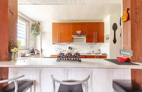 Plaisance-du-Touch House | Homerez - House with private garden in Plaisance-du-Touch