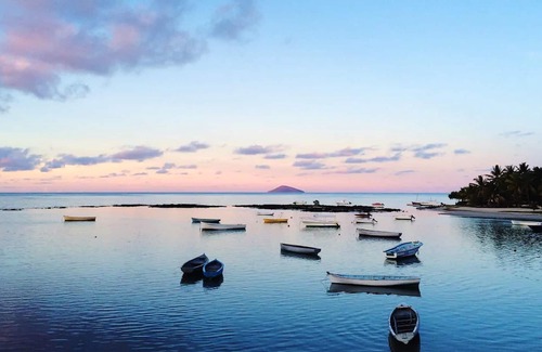 Grand Gaube House | Homerez - House for 6 ppl. with shared pool, sea view and garden at Grand Gaube