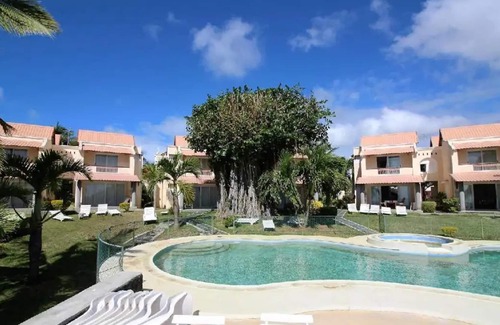 Grand Gaube House | Homerez - House for 6 ppl. with shared pool, sea view and garden at Grand Gaube