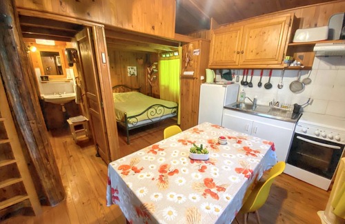 Camps-sur-l'Agly House | Cozy Retreat for Two with Garden & Terrace in Camps-sur-l'Agly