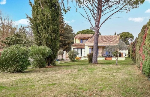 Loriol-du-Comtat House | Perfect Retreat: House with Garden & Terrace in Loriol-du-Comtat