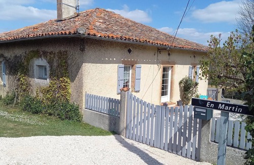 Martisserre House | Guest Rated: 10/10 Garden House with Lake View at Martisserre