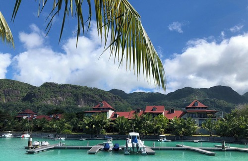 Eden Island House | Beachside Retreat: 6-Person House with Pool at Mahé