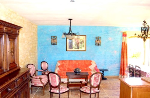 Saint-Cybranet House | Homerez - House With access to the pool