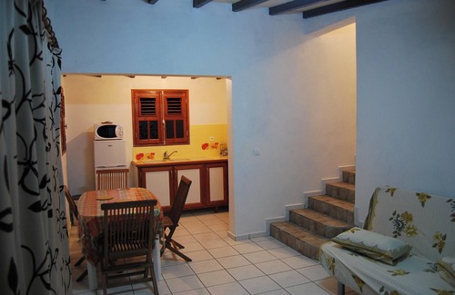 Grand-Bourg House | Inviting House with Garden and Ocean View in Grand-Bourg