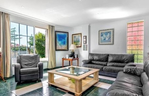 Pont d'Inca Villa | Elegant Villa in Marratxí with Private Pool & Ocean View