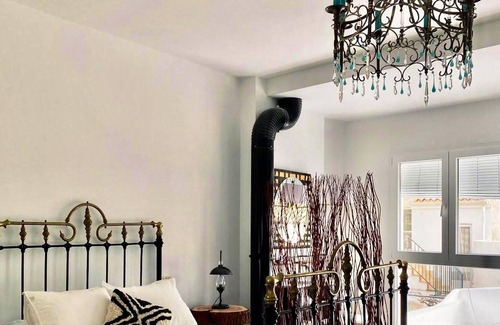 Ubeda House | Homerez - Nice house for 3 ppl. with balcony at Úbeda