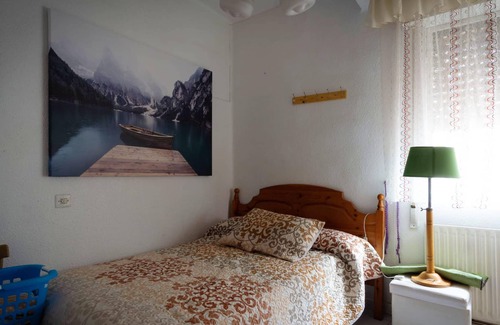 Vitigudino Villa | Homerez - Nice villa for 6 ppl. with shared pool and terrace at Vitigudino