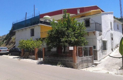 Portugalejo House | Inviting Canillas House with Private Pool and Ocean Views