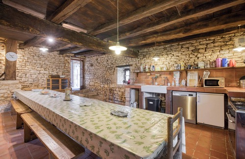 Gavaudun House | Guest Rated 9.6: Cozy House with Pool in Gavaudun
