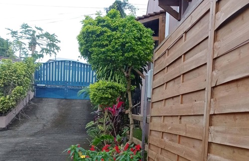 Saint-Andre House | Homerez - Spacious house for 8 ppl. with garden and terrace at Saint-André